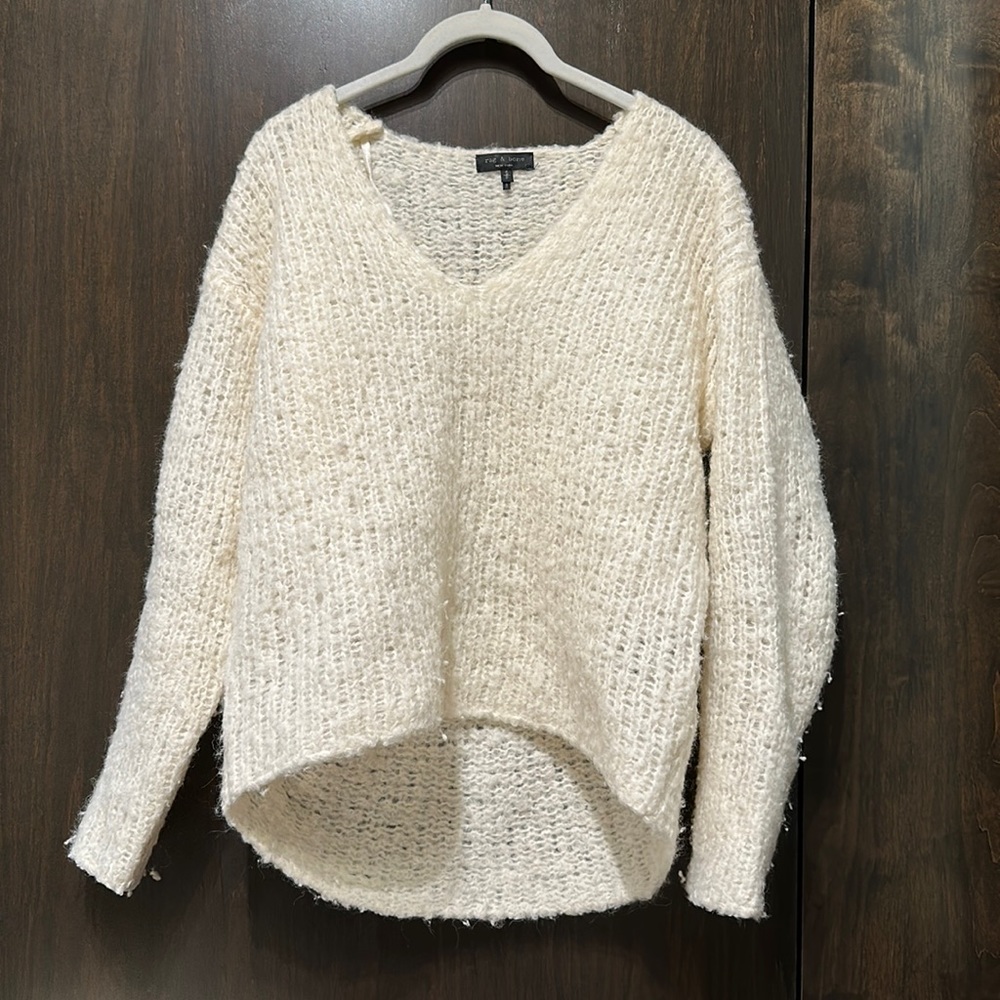 Rag & Bone fuzzy bubble bouclé sweater. Size S/P.